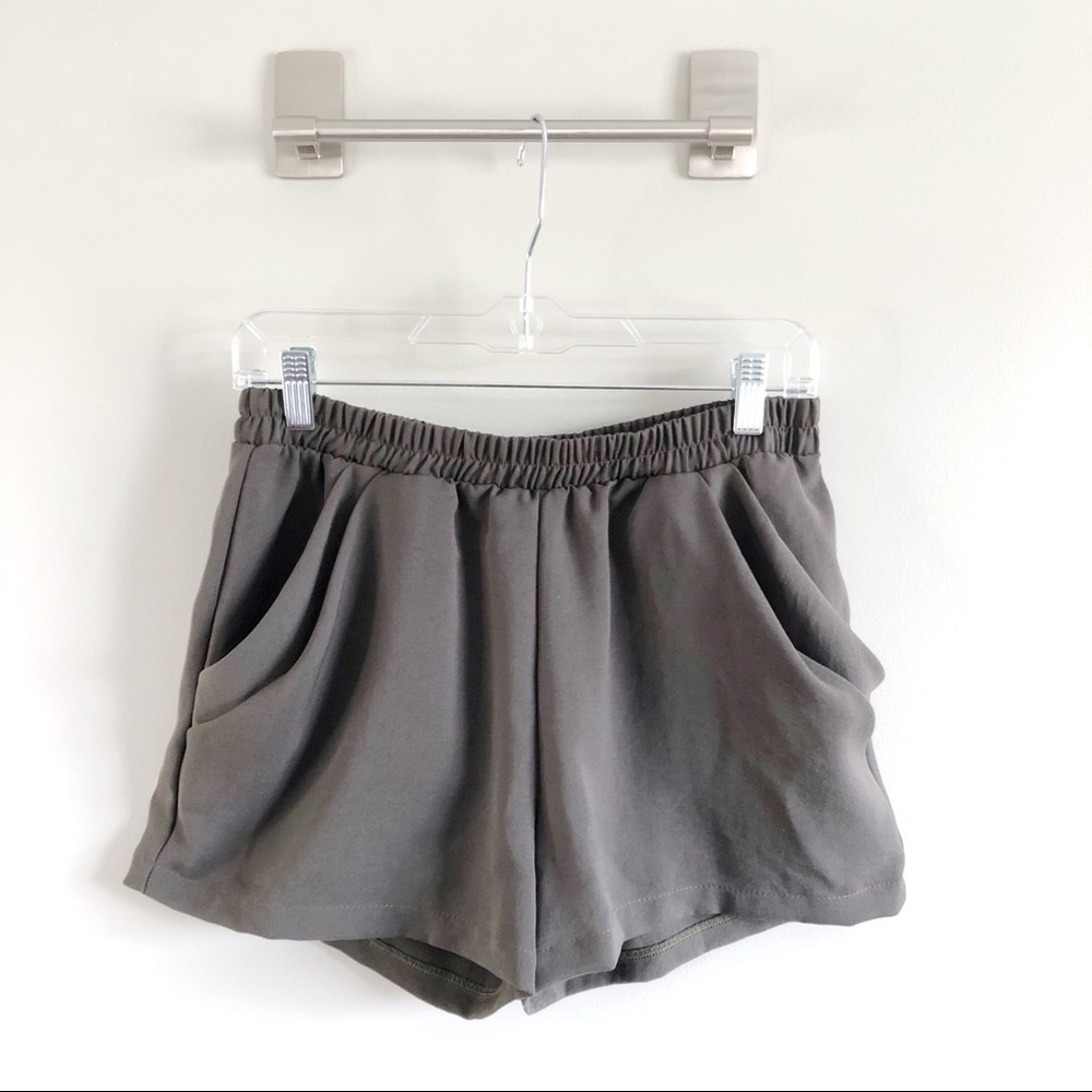 JULIE BILLIART | Olive Green Tulip Pocket Shorts
